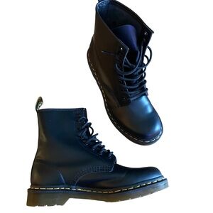New Dr. Martens Boots 1460 Women’s Combat Black 9